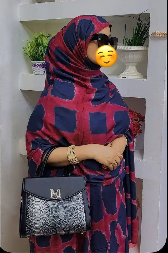 Élégant Boubou Magnifique Disponible Chez Marwo Shopping