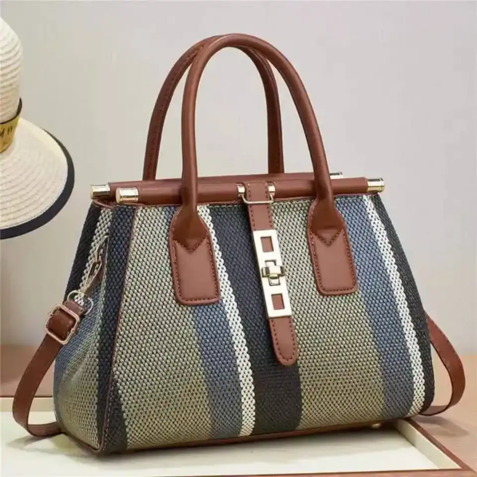 👜 Sac à Main Tressé Rayé Bleu & Kaki – Style Moderne & Raffiné