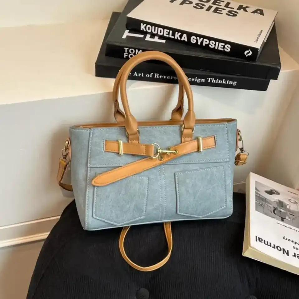 👜 Sac Cabas Denim Bleu Ciel & Camel – Fraîcheur & Élégance