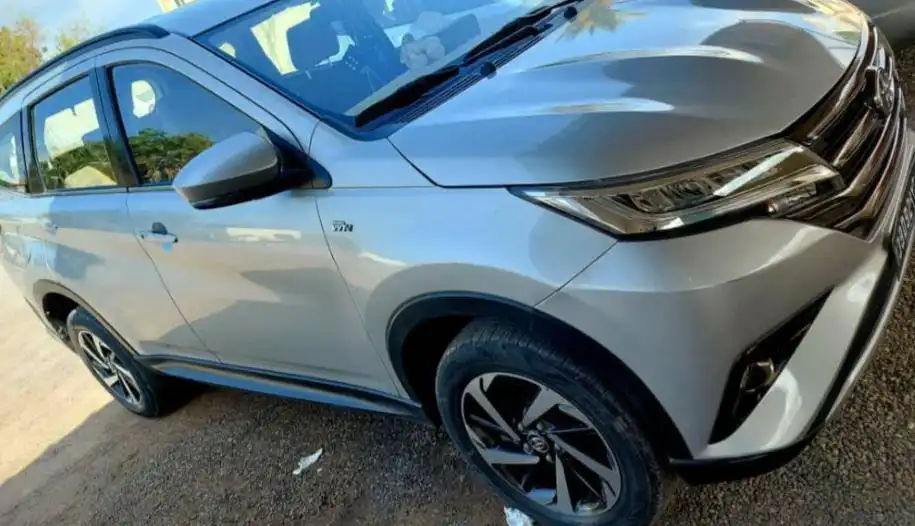 TOYOTA RUSH
