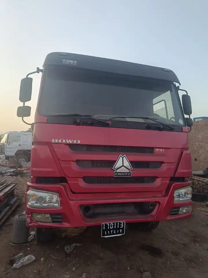 Camion Dump Truck