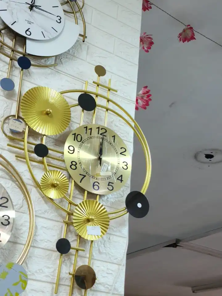 Horloge élégant