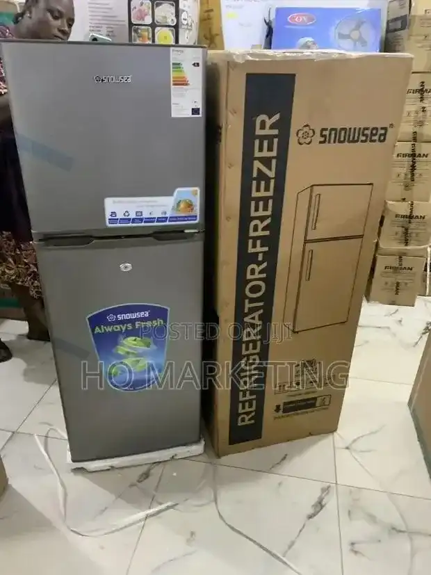 Réfrigérateur Moderne Performant Happy Home