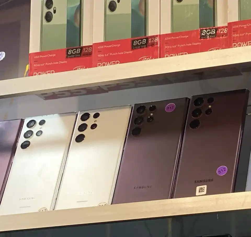 GALAXY S22 ULTRA disponible chez Paris mobile