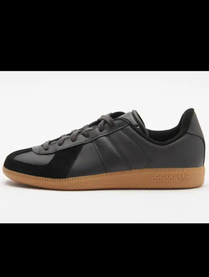 Chaussures Modernes QG : Style et Confort
