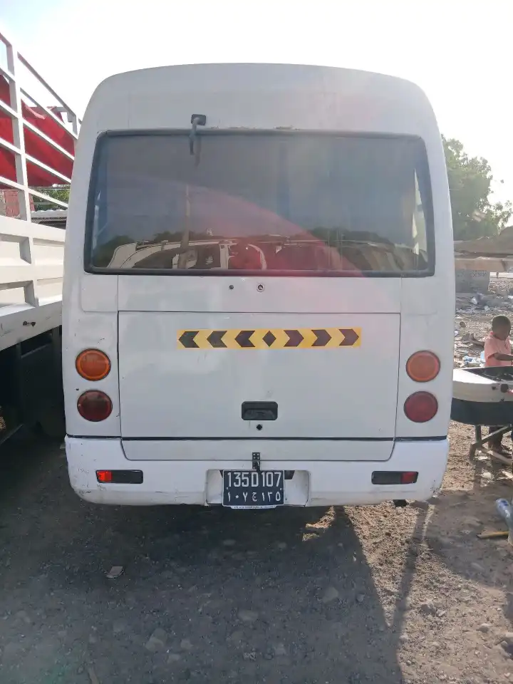 Vends bus Mitsubishi Rosa 35 places