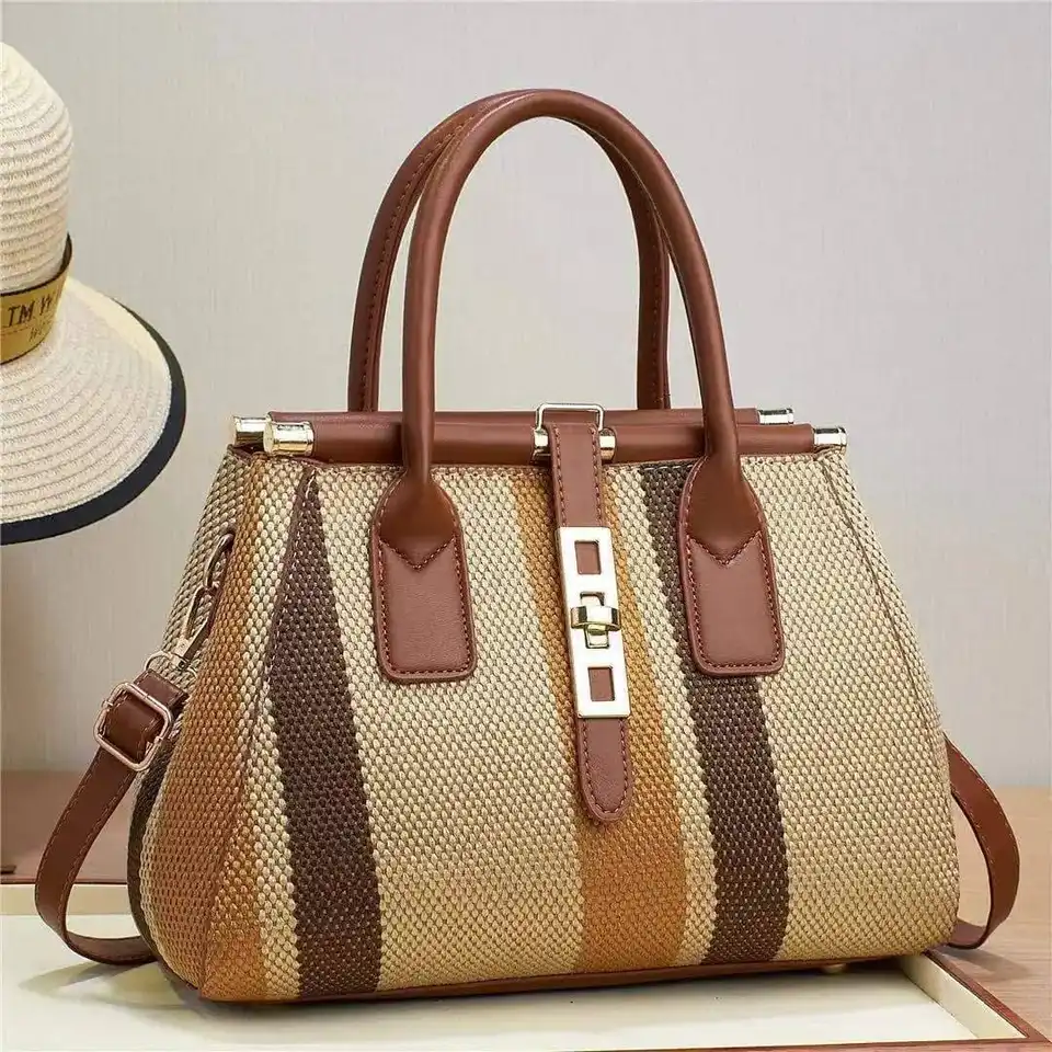👜 Sac à Main Tressé Rayé Beige & Marron – Chic Naturel