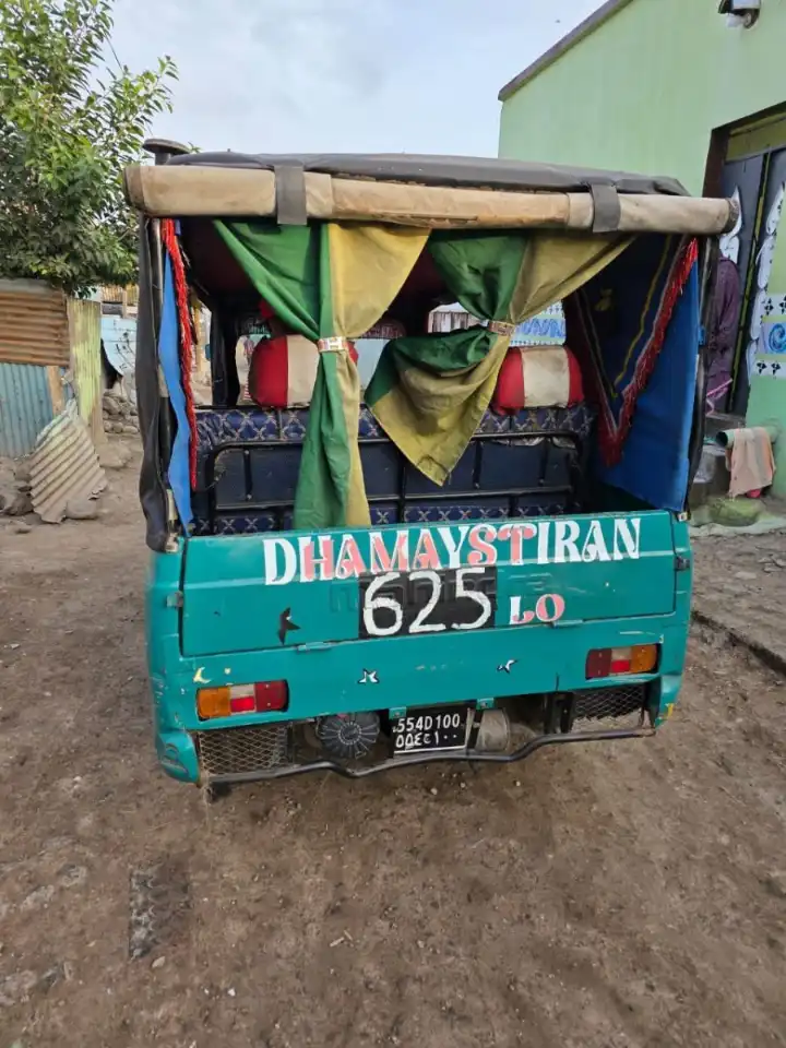 mahindra bajaj