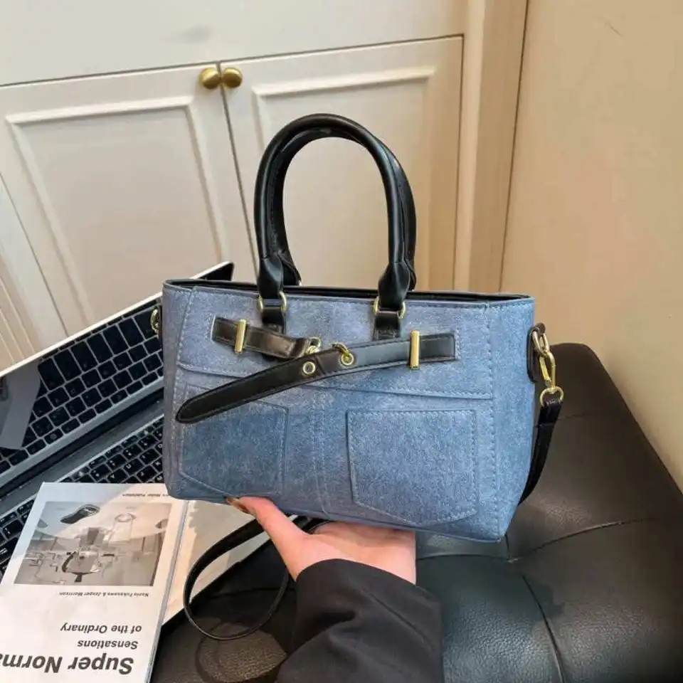👜 Sac Cabas Denim Bleu & Noir – Style Urbain & Tendance