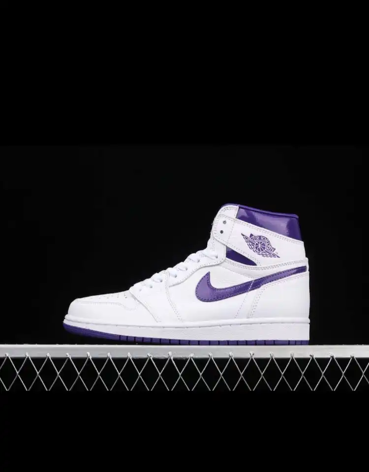 Chaussures élégantes disponibles QG