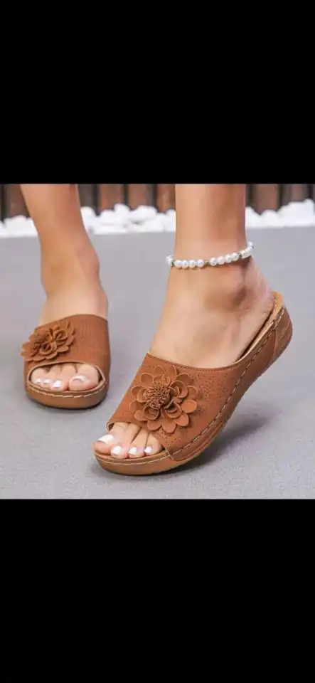 NURA SHOP: Chaussures de qualité à 2000 DJF