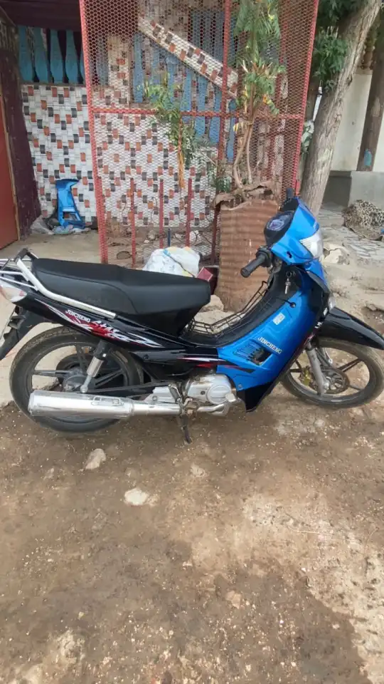 Vente d’une moto en très bon état 110 jincheng