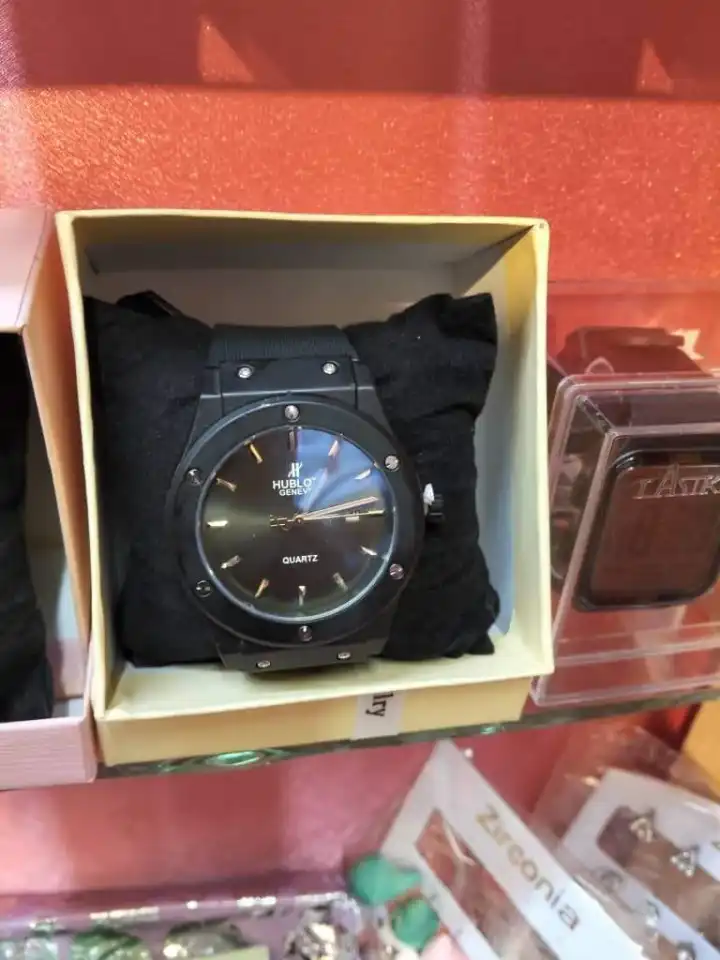 ⌚ Montre Hublo Geneve — Black Edition