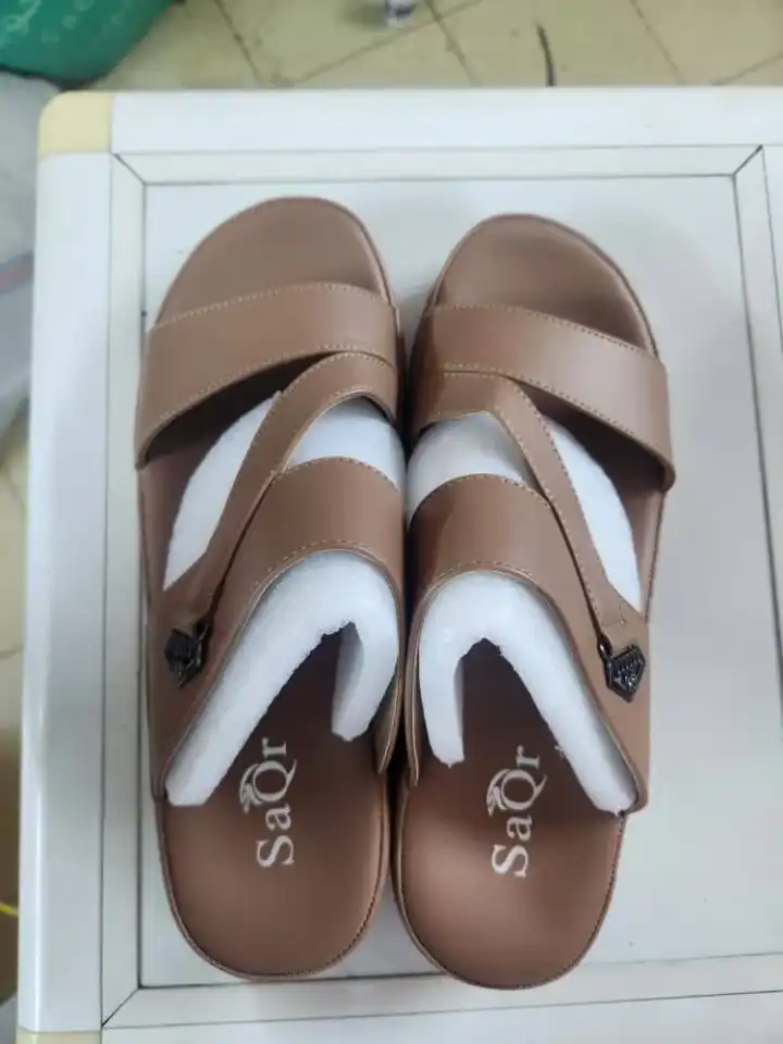 Chaussures Élégantes Disponibles chez Djib boutique