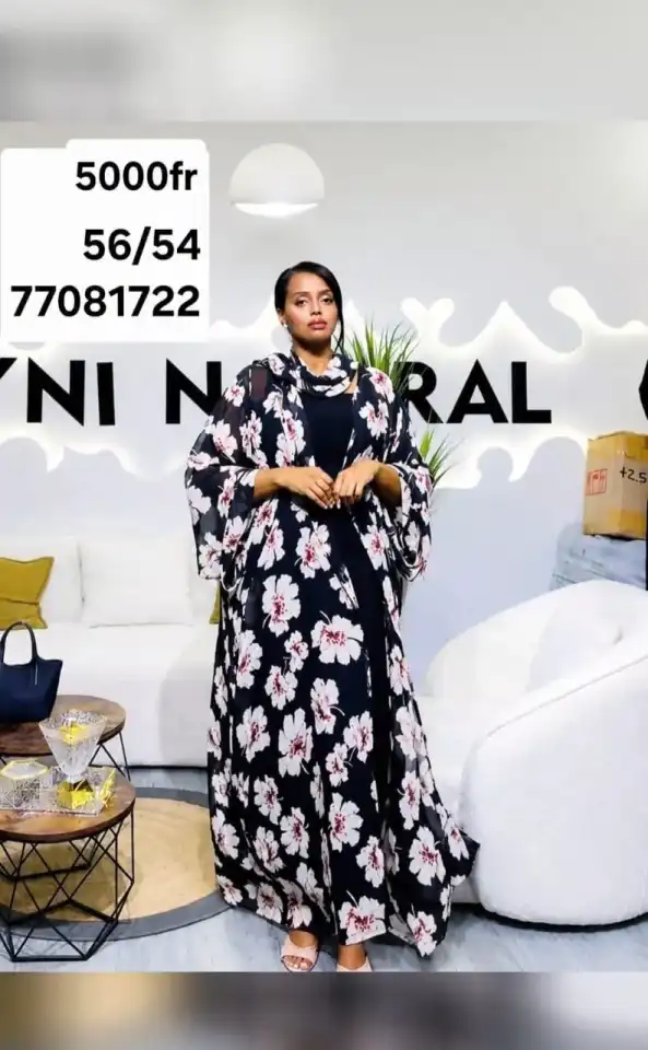 Robe longue fleurie — Noir & Blanc | Taille 54/56