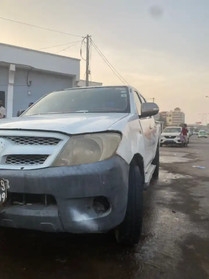 toyota hilux